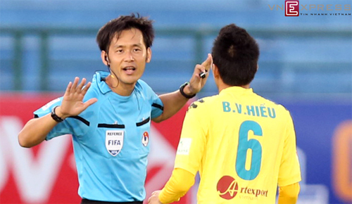 Trọng tài từng điều khiển V-League cầm còi trận Việt Nam - Malaysia