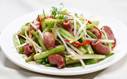 Ba tử cá basa xào cần nước