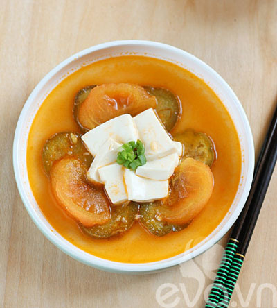 Cà tìm nấu đậu phụ non lạ miệng