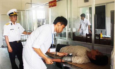 Cứu hộ, cứu nạn 31 tàu cá của ngư dân