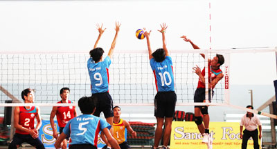 Đội bóng Sanest Khánh Hòa trong một trận đấu mùa giải 2014.