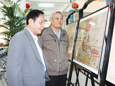 Khanh Hoa Library holds exhibition on Vietnam People's Army