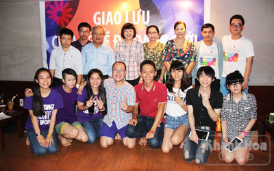 Nhóm LGBT Nha Trang kết hợp với Trung tâm ICS tổ chức sự kiện tuyên truyền kiến thức về người đồng tính ở Nha Trang.