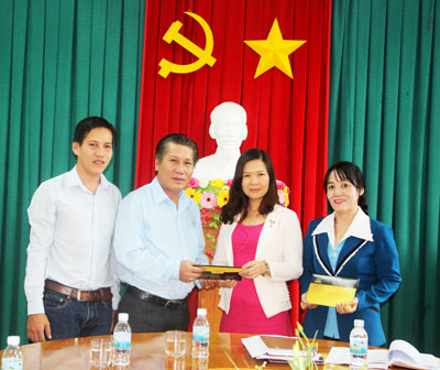 VND31m donated to Fund for the Poor and Children