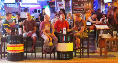 Sôi động các chương trình chào đón năm mới