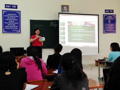 Huấn luyện kỹ năng giáo dục trẻ tự kỷ miễn phí