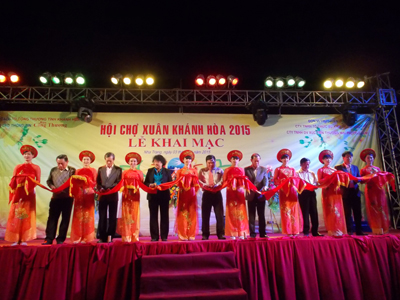 Khai mạc Hội chợ Xuân Khánh Hòa 2015