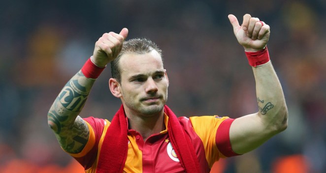Sneijder sẽ đến Juventus chứ không phải Man United