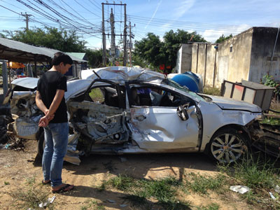 Tàu hỏa tông ô tô, 1 người chết