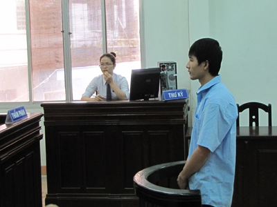 Bị cáo Nguyễn Phụng Tri.