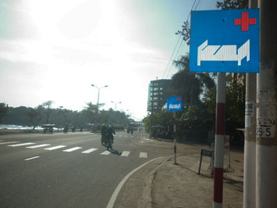 Dư thừa biển báo