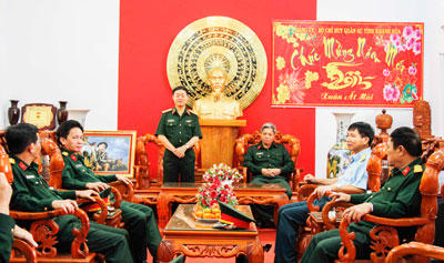 Làm việc tại Bộ Chỉ huy Quân sự tỉnh và Bộ đội Biên phòng tỉnh Khánh Hòa