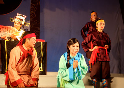 Nghệ sĩ Ái Ly vào vai Diệp Nương trong vở diễn “Hai mươi năm của một vụ án”.