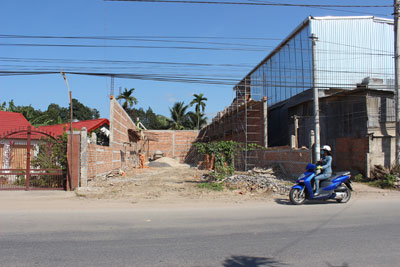 Một công trình xây dựng sai phép trên địa bàn xã Diên Lâm đã buộc ngừng xây dựng.