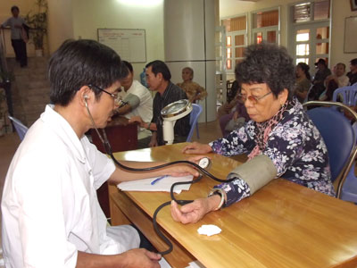 Hết lòng chăm sóc, phục vụ người có công