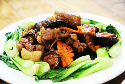 Đuôi heo xốt nấm đông cô