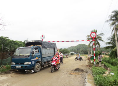 Nha Trang: Lắp barie cấm xe trọng tải lớn trên nhiều tuyến đường