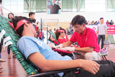 Trao niềm hy vọng