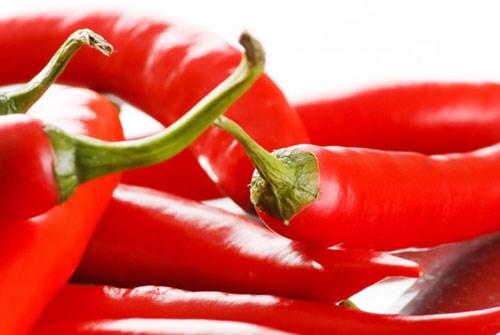 Ớt chứa một hợp chất gọi là capsaicin, có tác dụng thúc đẩy sự trao đổi chất và chiến đấu chống lại sự tích tụ của chất béo - Ảnh: Shutterstock