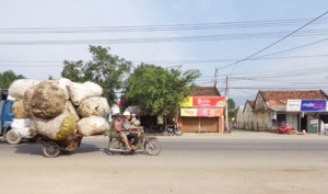 Xe độ chở hàng cồng kềnh