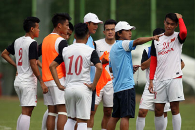 Đừng làm thay việc