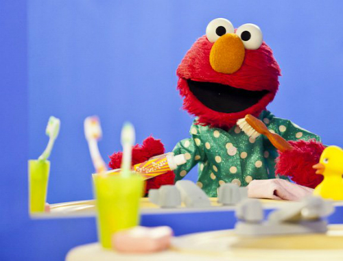 Lưu ý khi chăm sóc răng trẻ em