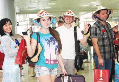 Anex Việt Nam: Đón chuyến bay từ Matxcơva đến Cam Ranh