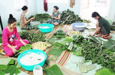 Nghề gói bánh chưng