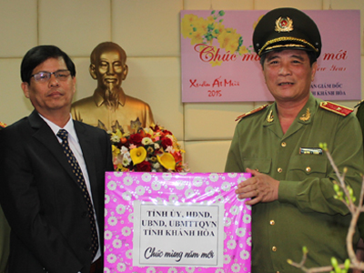 Thăm, chúc Tết các đơn vị trực chiến