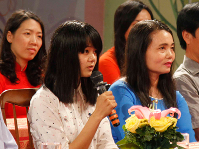 Con gái thượng tá Đinh Trọng Thắm, công tác tại thị trấn Trường Sa gửi lời chúc Tết tới bố