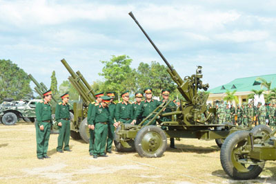 Ra quân huấn luyện năm 2015