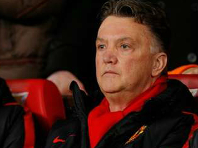 Hình ảnh thường thấy của Van Gaal trong mỗi trận đấu của Manchester United.