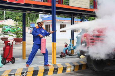 Tổ tự quản an ninh trật tự tại các cửa hàng xăng dầu: Hiệu quả thiết thực