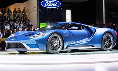 Ford GT mới giá "chát", cạnh tranh Lamborghini