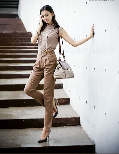 Làm mới phong cách với 4 mẫu quần dài đang hot