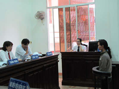 Hầu tòa vì điều khiển xe không an toàn