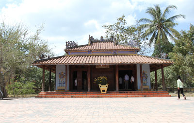 Di tích đình Phú Cang, huyện Vạn Ninh.