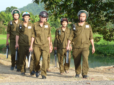 Lực lượng Công an xã Diên An tuần tra trên địa bàn. 