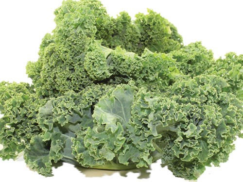 Cải bó xôi, hạnh nhân, cải xoăn - Ảnh: Hạ Huy – Shutterstock