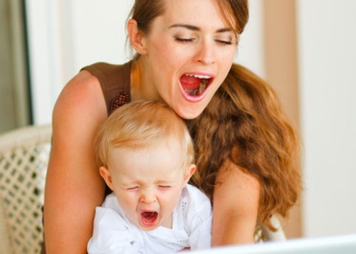 Cơ thể sẽ mệt mỏi nếu bạn ngủ không đủ giấc - Ảnh: Shutterstock