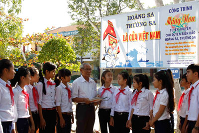 Người truyền lửa cho thế hệ trẻ