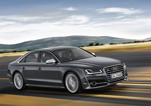 Audi S8 phiên bản 2014. Thế hệ tiếp theo sẽ xuất hiện khoảng cuối 2017 hoặc đầu 2018.