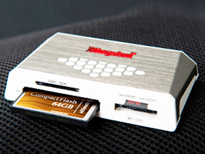 Đầu đọc thẻ tốc độ cao thế hệ thứ 4 và Thẻ CF 600X 64GB