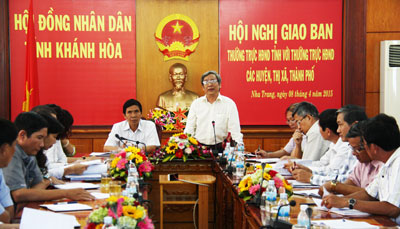 Giao ban với Thường trực Hội đồng nhân dân các huyện, thị xã, thành phố