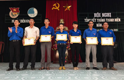 Kết nạp 850 đoàn viên trong Tháng Thanh niên