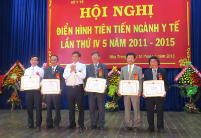 Nhiều điển hình tiên tiến được tuyên dương