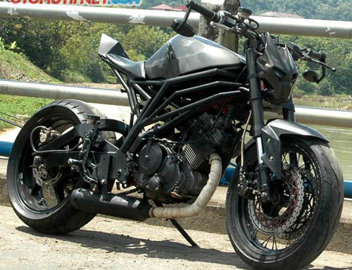 Raider 150 hiếu chiến với phong cách streetfighter