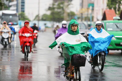 Mưa tại Nha Trang ngày 13-4.