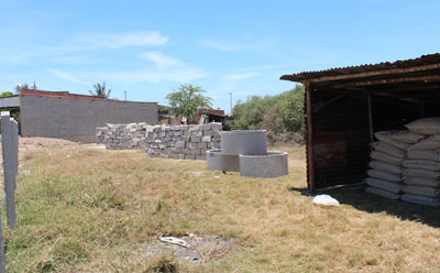 Xây dựng trái phép trên đất dự án