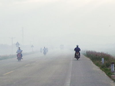 Đốt rơm rạ gây mất an toàn giao thông